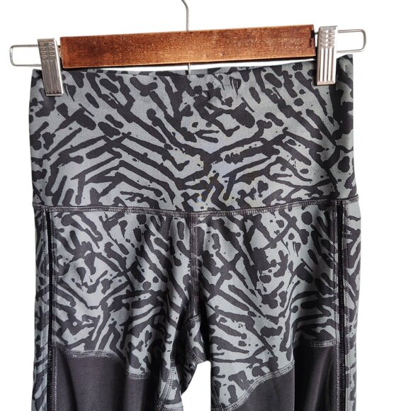 Lululemon Pants 4 Women's Black Hot To Street Pant Biggie Brushed Animal Coal - Picture 2 of 9